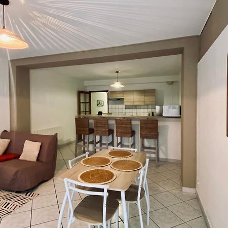 Appartement Au Centre-Ville Avec Cour Λανγκρ Εξωτερικό φωτογραφία
