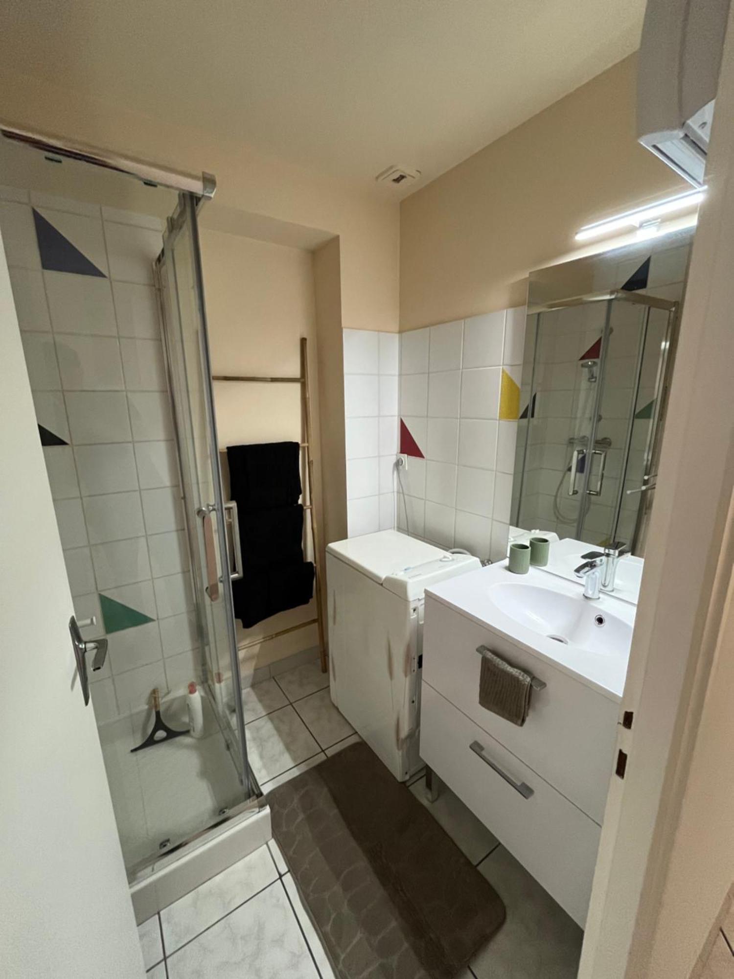 Appartement Au Centre-Ville Avec Cour Λανγκρ Εξωτερικό φωτογραφία